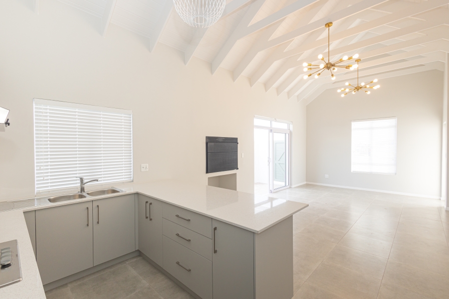 2 Bedroom Property for Sale in Kleinbaai Western Cape